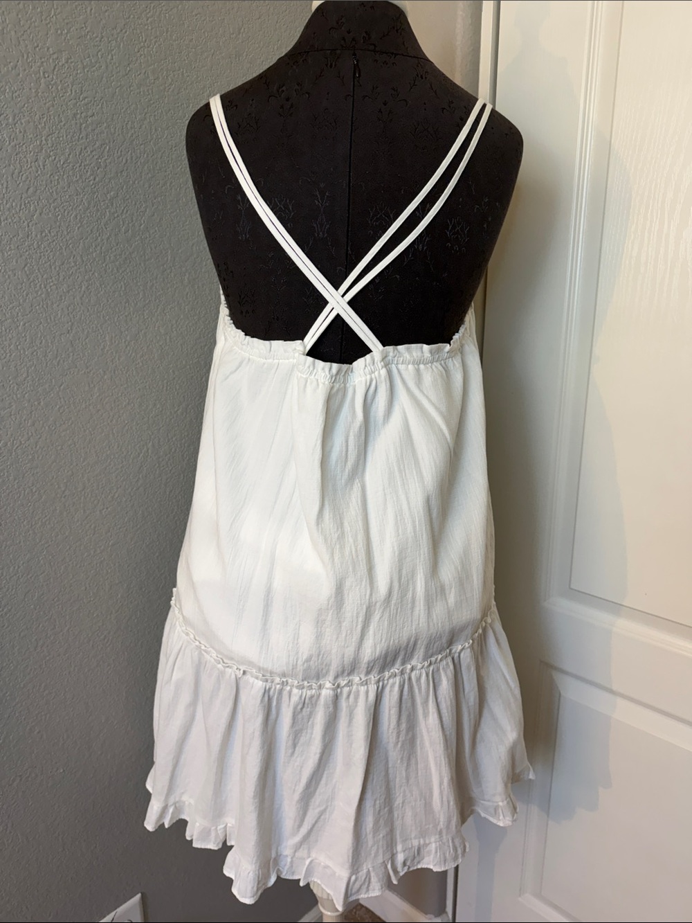 Universal Thread Cotton White Spaghetti Strap Ruffle Shift Dress Size Large - Picture 4 of 10